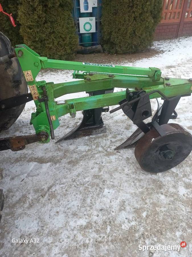 Pług 2skibowy mało używany Pługi Staszów