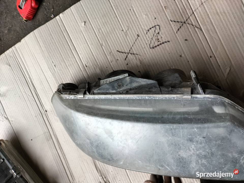 LAMPA PRZÓD PRZEDNIA PRAWA REFLEKTOR LAGUNA 1 osobowe lubelskie Kamień-Kolonia