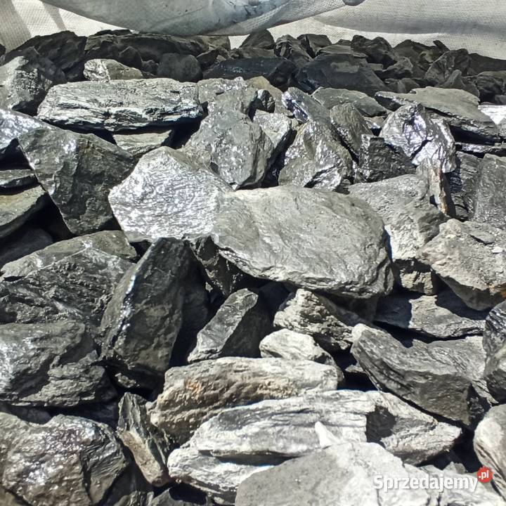 Kora czarna antracytowa Grys Bazaltowy Biała