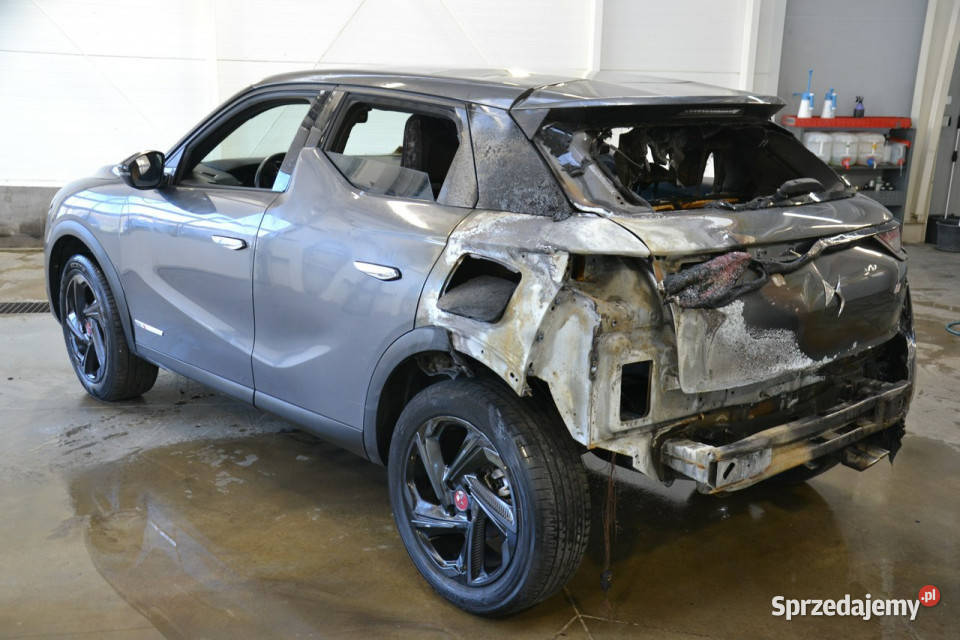 DS Automobiles DS 3 performance 12 benzyna 130 4/5