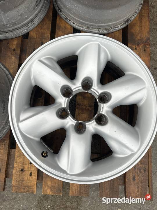 Alufelgi Nissan Terrano II R20 16 6x1397 ET25