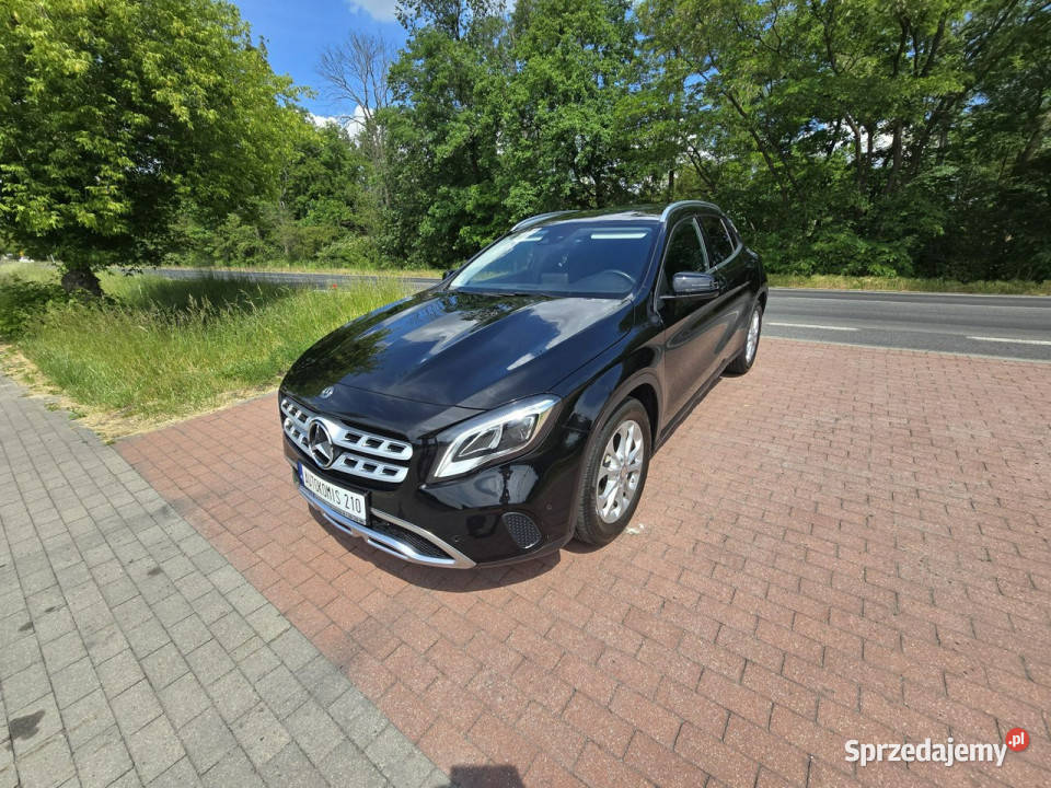 Mercedes GLA 200 Mercedes GLA 180 benzynka z Cielcza