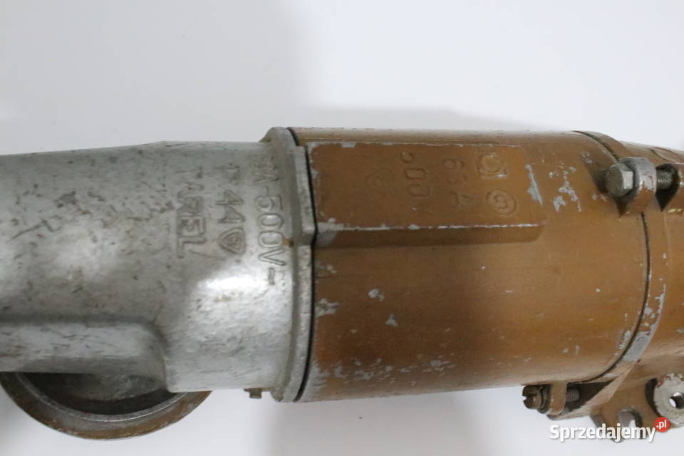 Gniazdo z wtyką 63A 500V Gniazda dolnośląskie