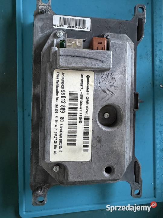 Wyświetlacz nawigacji Citroen Peugeot 9801286980 Pozostałe Skubianka sprzedam