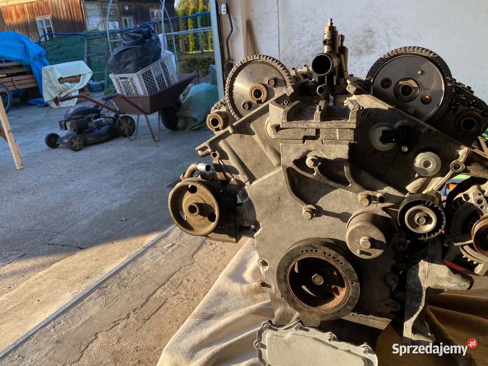 Sprzedam silnik v6 27L