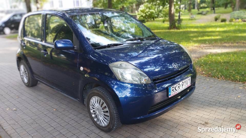 Daihatsu Sirion 10 konstrukcyjne Toyota Yaris wielofunkcyjna kierownica Sirion Jedlicze