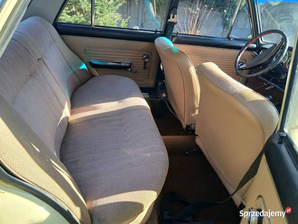 Klasyczne piękne włoskie auto Fiat 125 Special lubelskie