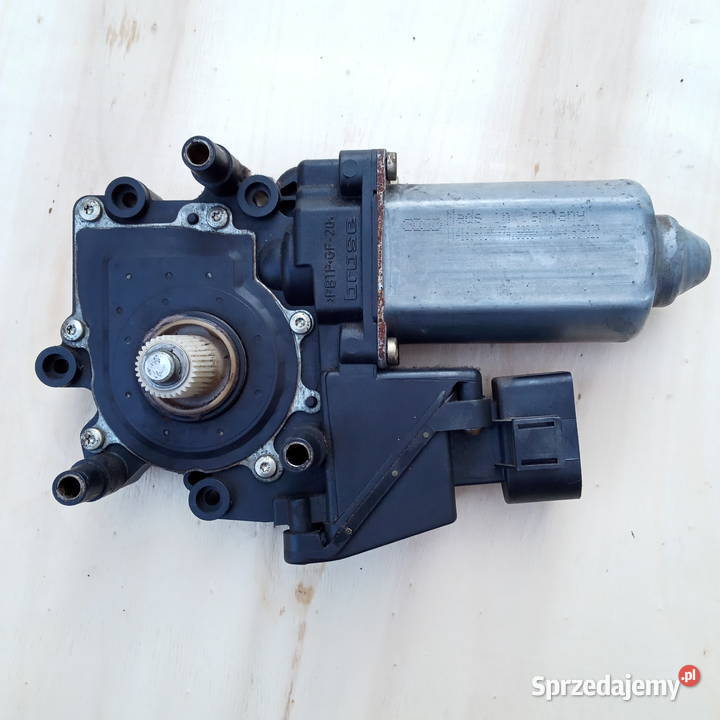 Audi A4 B5 Silnik szyby Podnośnik Lewy przód LP