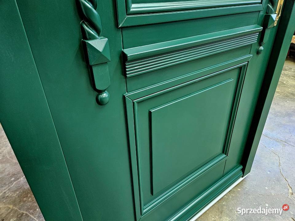 Drzwi DŁUGOSZ zewnętrzne RAL6005 zieleń mchu Oleśnica sprzedam