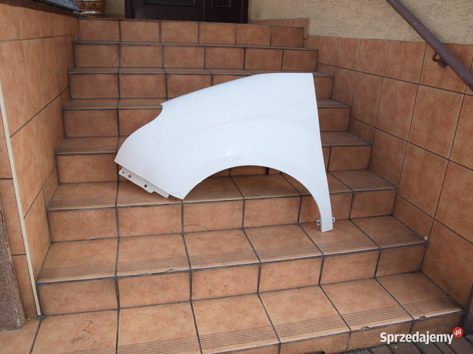 Fiat Doblo błotnik lewy przód 2010 2015r sprzedam