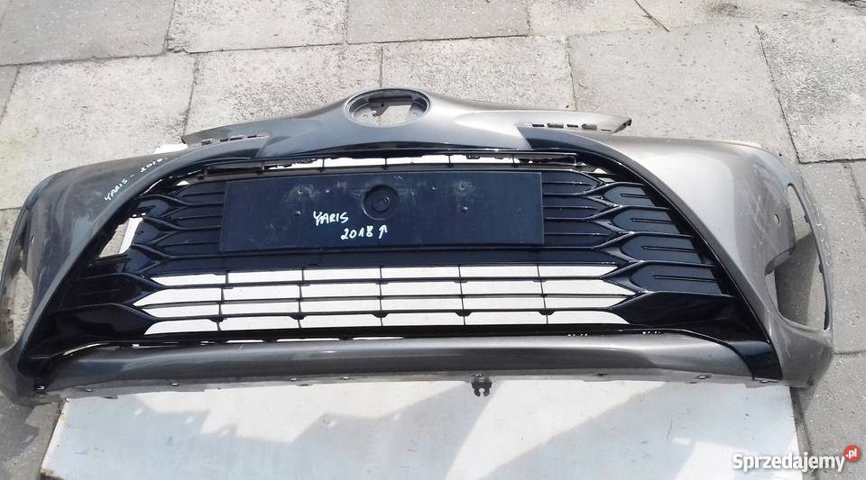 TOYOTA YARIS 2018 2019 ZDERZAK KRATKA PRZÓD dolnośląskie Wrocław