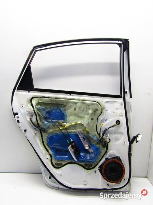 DRZWI TYLNE LEWY TYŁ 070 TOYOTA PRIUS III LIFT