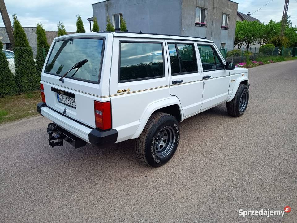 Jeep cherokee 40 z gazem zarejstrowany 282000km Moszczenica