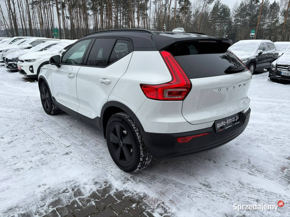Volvo XC 40 T3 163 Automat Kamera CarPlay 2020 światła do jazdy dziennej