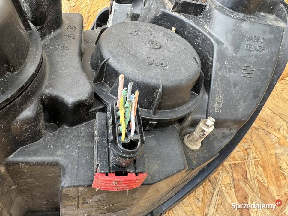 Lampa przód prawa rh peugeot 807 xenon 89007129 Lampy przednie Międzychód