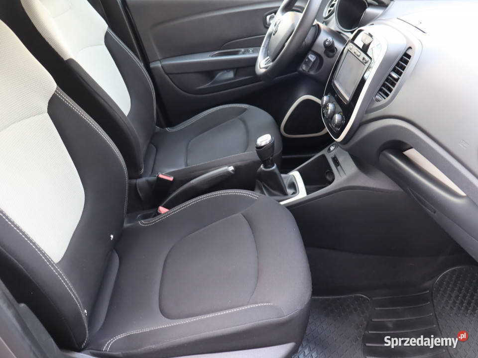 Renault Captur 09 TCe Katowice