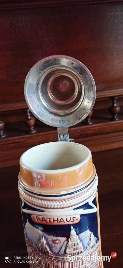 Kufel do piwa z cynową pokrywką Rathaus Bremen