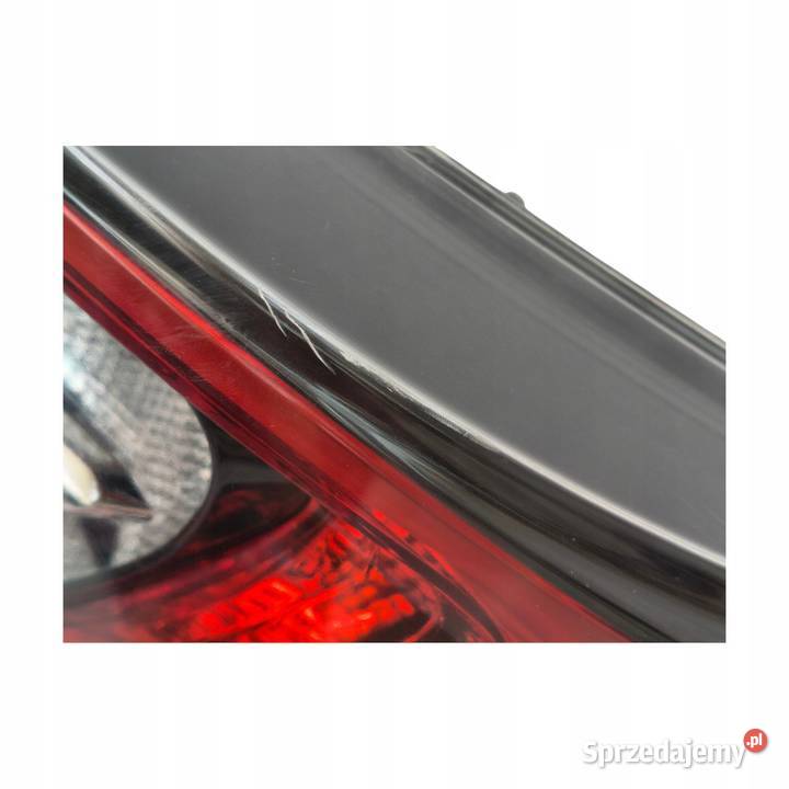 LAMPA PRAWA Toyota Corolla E21 HTB TYLNIA TYLNA Chełm