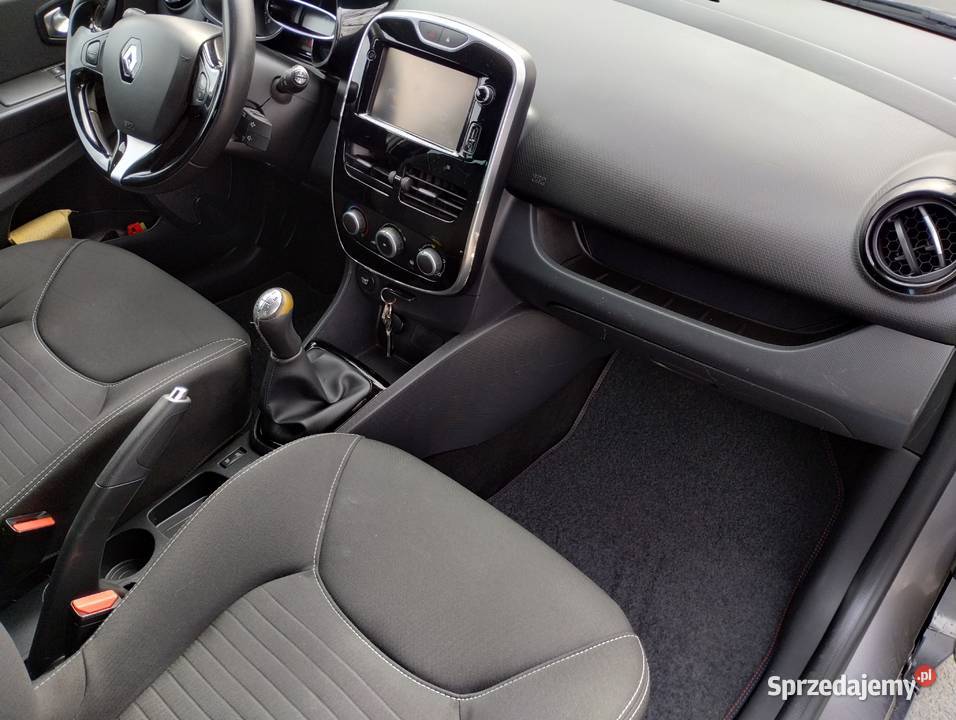 RENAULT CLIO IV 2015 produkcji Zarejestrowany w Polsce Sieradz