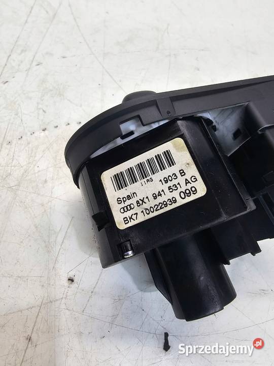 WŁĄCZNIK ŚWIATEŁ AUDI A1 8X 8X1941531AG EUROPA Części samochodowe Przystajń