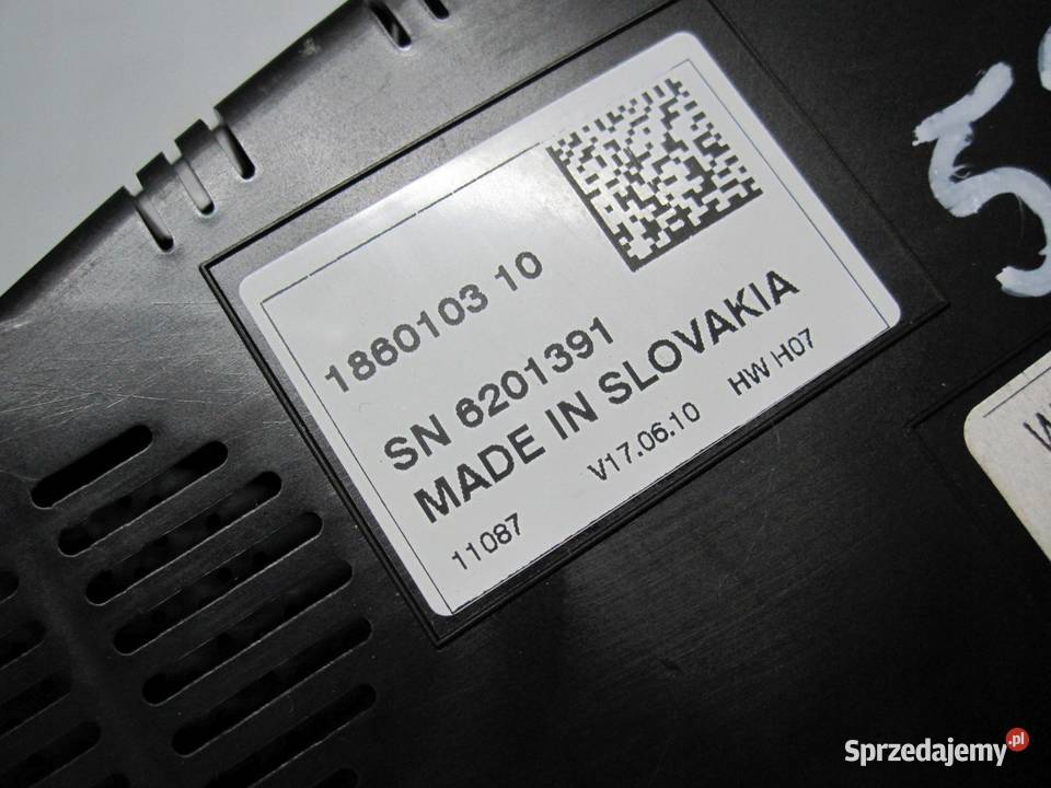 SKODA ROOMSTER LIFT 12 TSI 11r licznik zegary