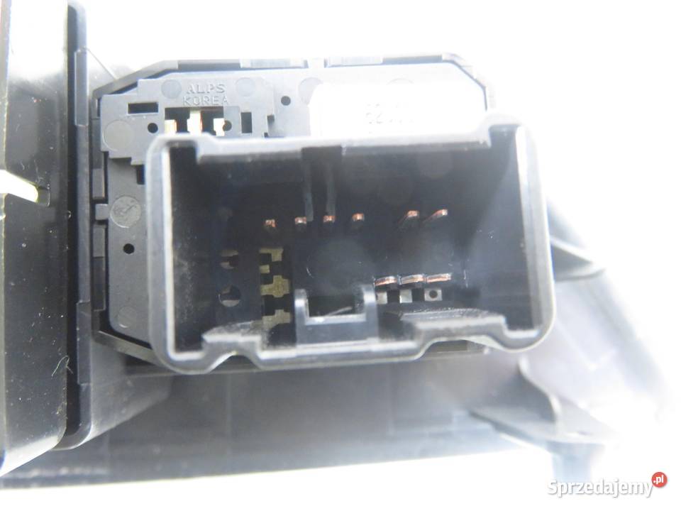 PANEL SZYB SUZUKI SWIFT MK6 62J503177T