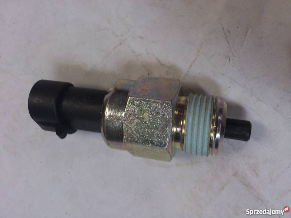 Włącznik świateł cofania Fiat Alfa Romeo KW 560 osobowe pomorskie