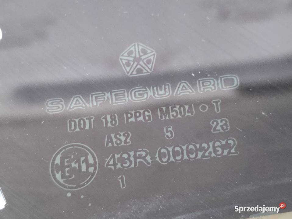Szyba Drzwi Lewy Tył Chrysler 300C Kombi 2005 wielkopolskie