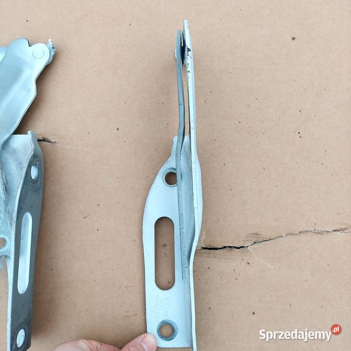 Sprzedam zawiasy maski pokrywy Silnika Seat Opoczno