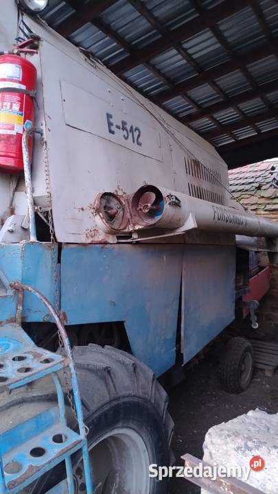 Kombajn zbożowy z sieczkarnią Fortschritt E513 Goczałków