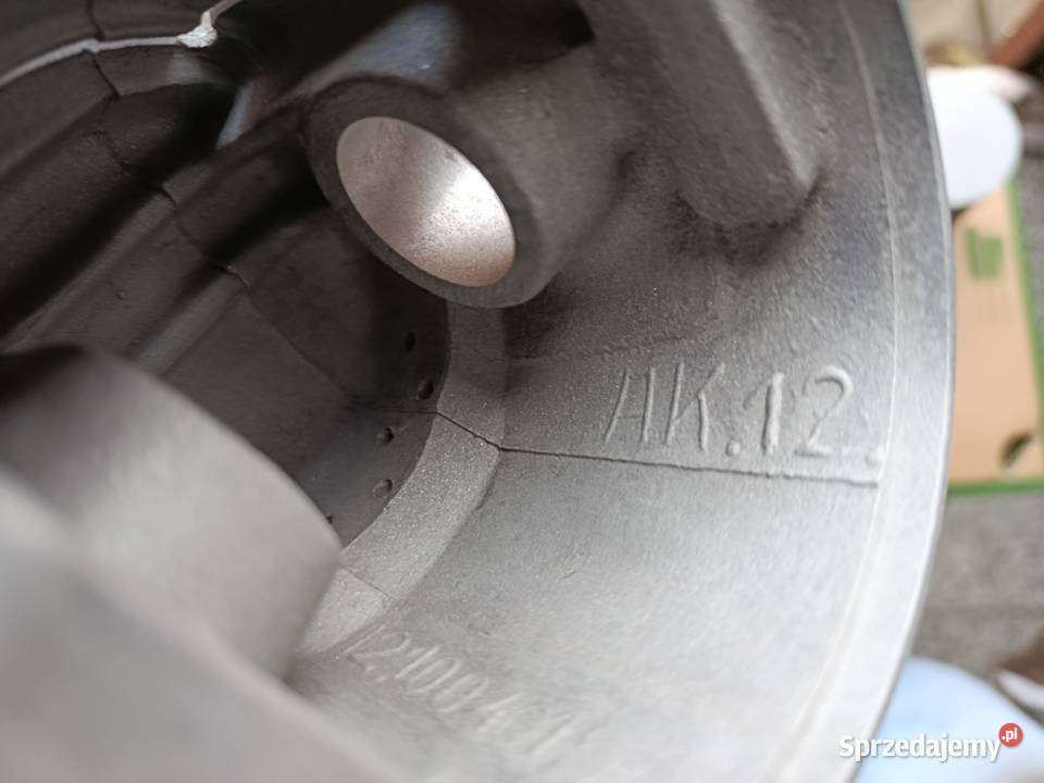 Warszawa Żuk Nysa Tarpan Gaz tłoki i panewki sprzedam