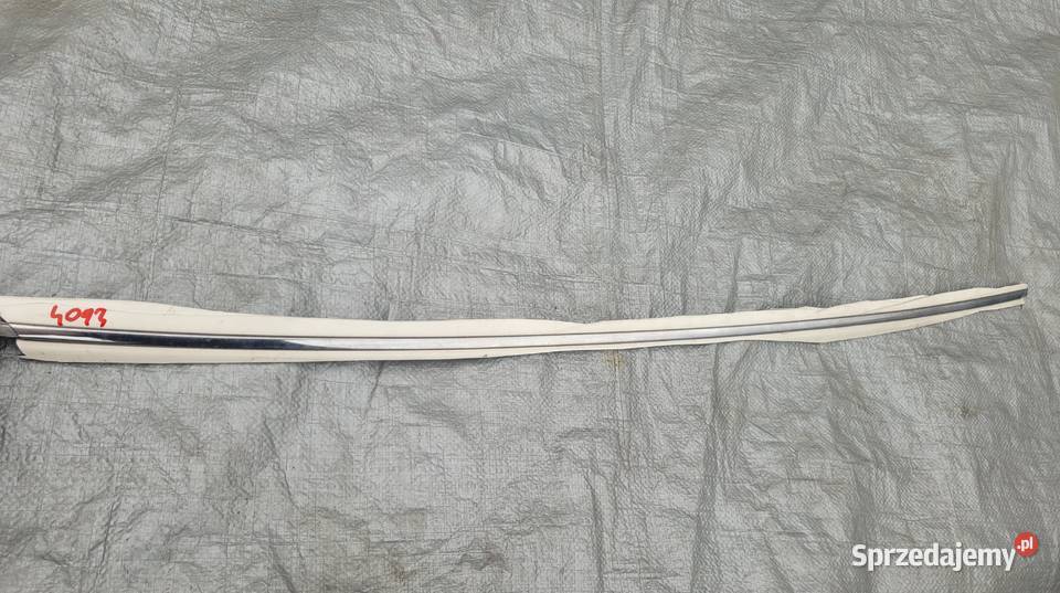 MERCEDES CLS W218 SEDAN CHROM LISTWA SRODKOWA osobowe Ruda Śląska