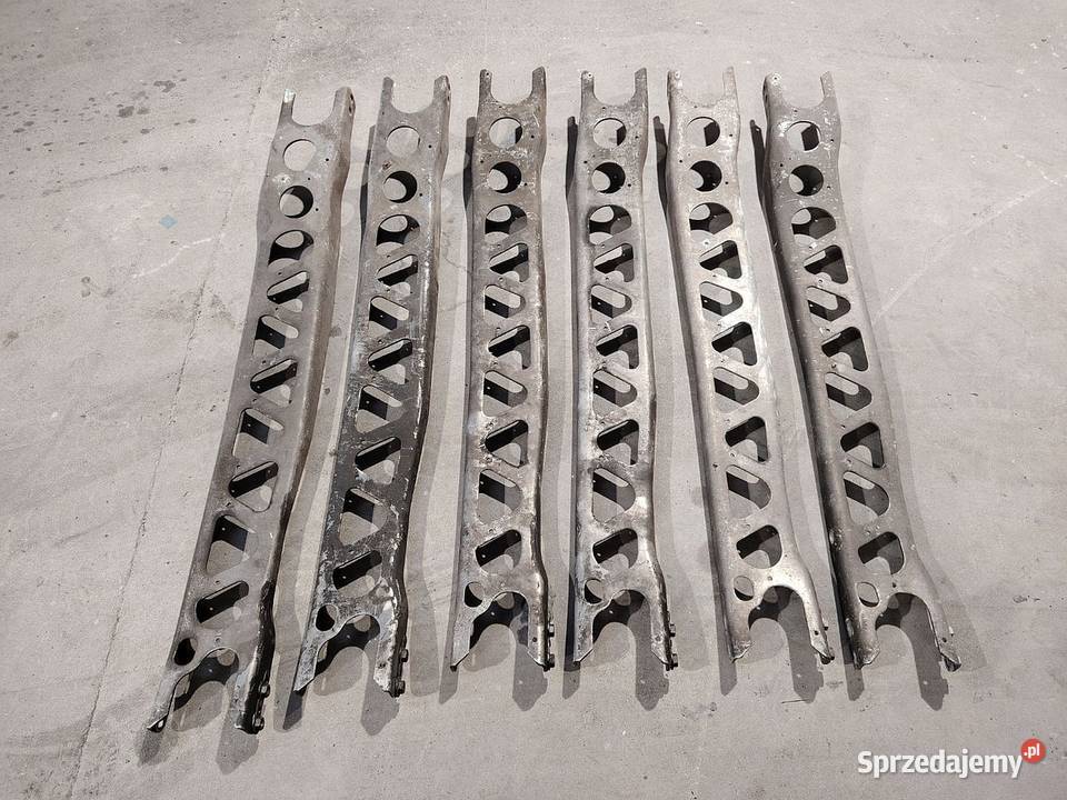 Używana łapa wspornik wału podpora wału Mazda