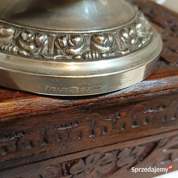 Zabytkowa platerowana ikebana Szczytno