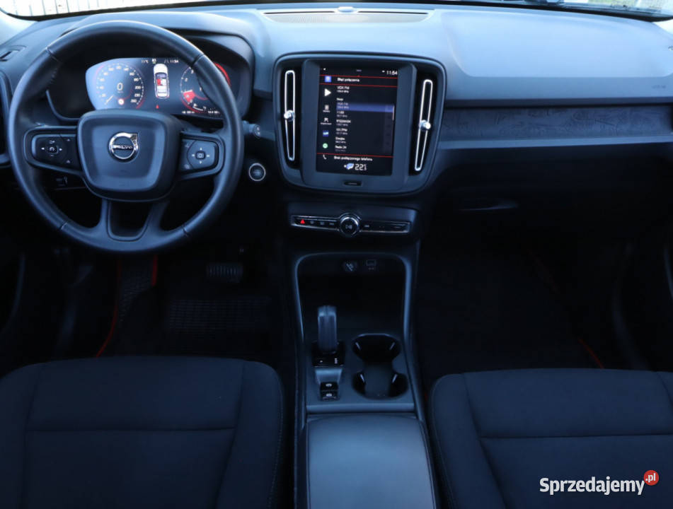 Volvo XC40 T3 Rok produkcji 2019 Piaseczno