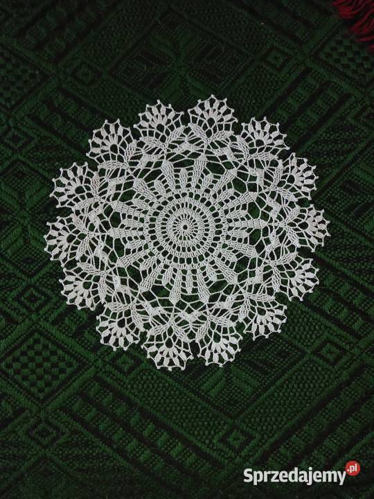 serwetka szydełkowa do koszyczka wielkanocnego Garbów