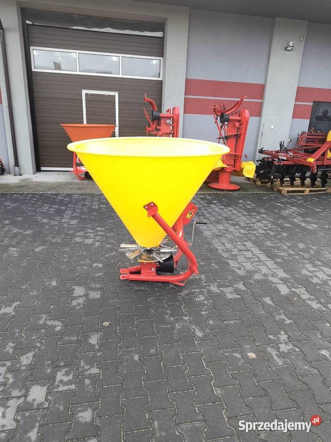 Rozsiewacz STRUMYK Pojemność 500L Dodatkowa Rozsiewacze nawozów Radom