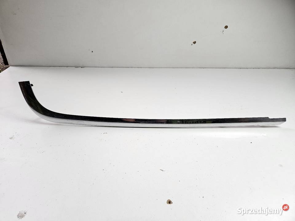 MERCEDES W202 SEDAN LISTWA PRAWA TYŁ CHROM PRAWY Międzychód