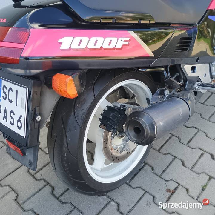 Honda CBR 1000 Zamiana nieuszkodzony śląskie Strumień