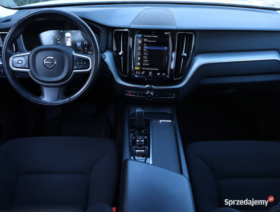 Volvo XC60 B4 biały Piaseczno