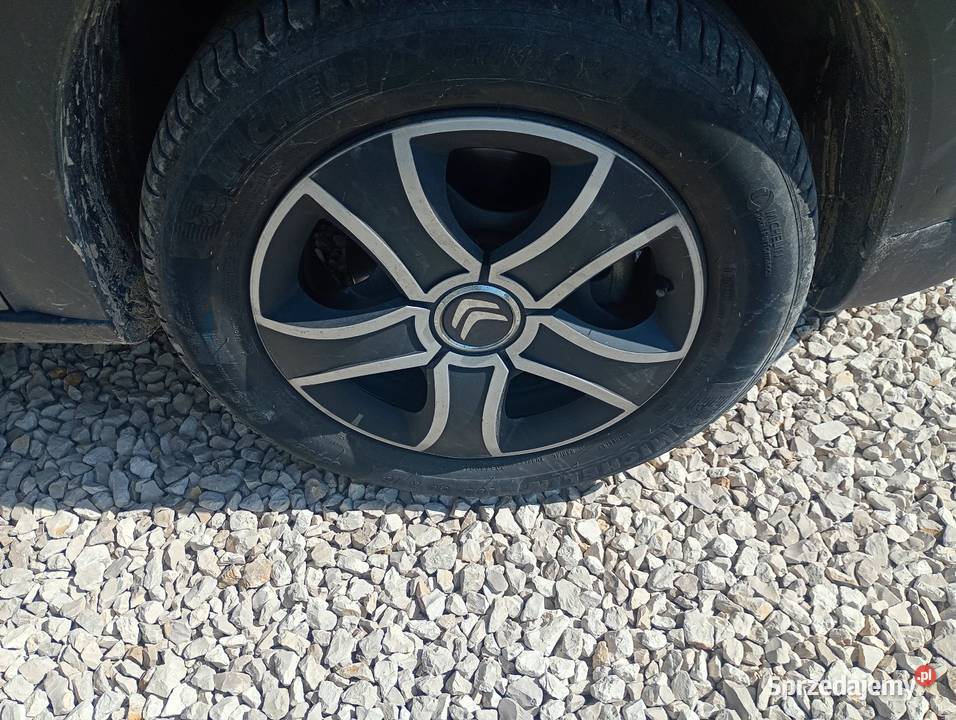Sprzedam kołpaki 16 Piekoszów
