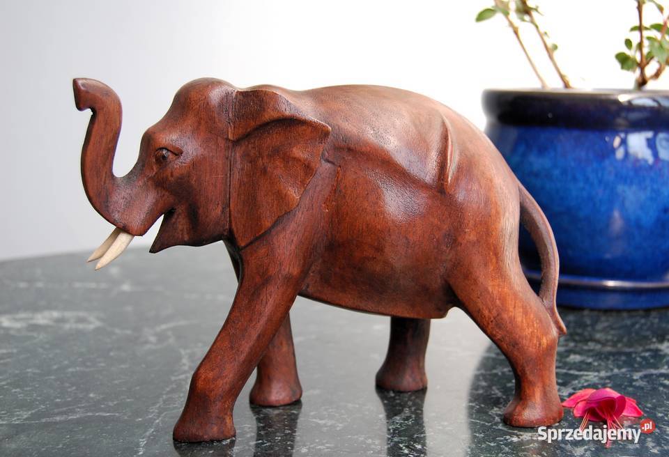 Słoń egipski drewniany rzeźba drewno rękodzieło Lublin