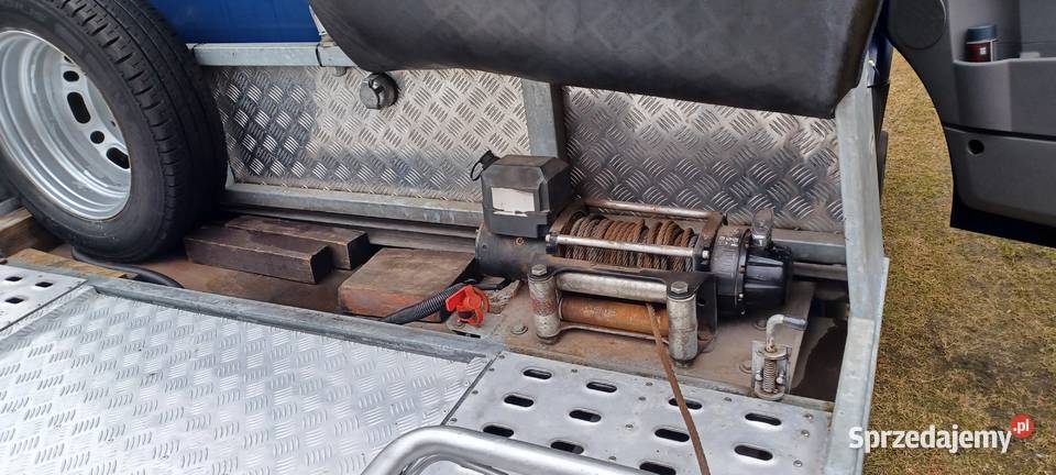 VW CRAFTER Samochód Specjalny Pomoc Drogowa 163
