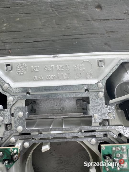 Lampka Wewnętrzna Volkswagen 1k0947105r Passat Rypin