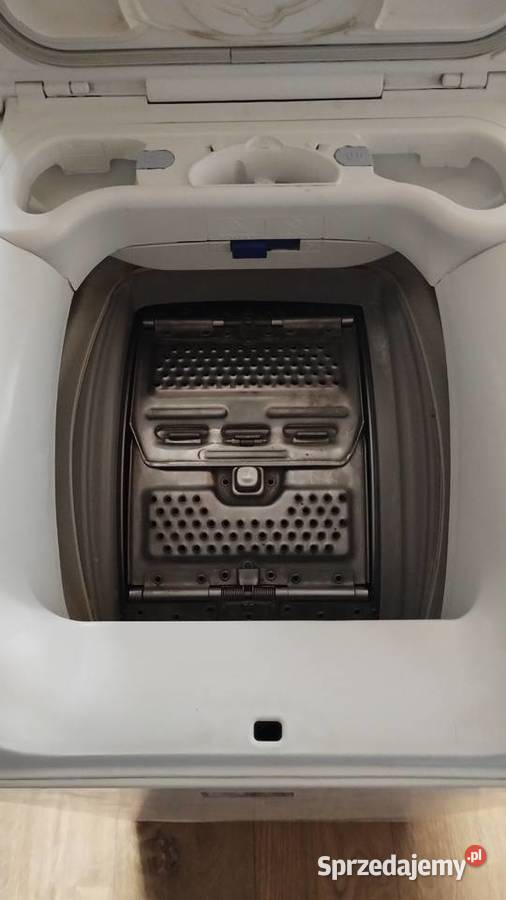 Sprzedam pralkę ładowaną góry Pralki i suszarki sprzedam