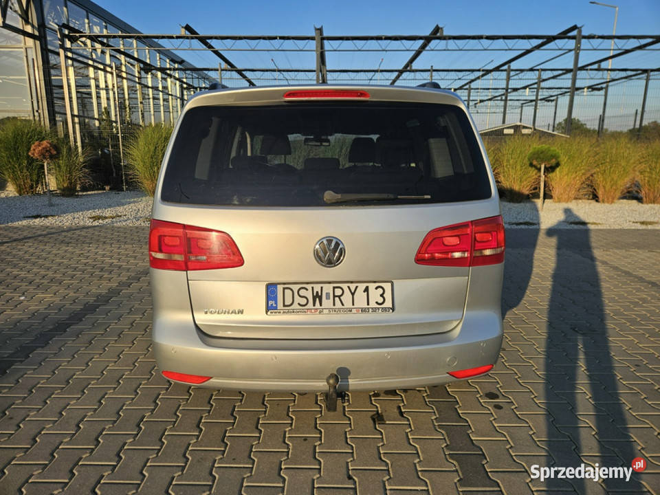 Volkswagen Touran 14 140 Klimatronik 7 osobowy Rok produkcji 2011 dolnośląskie Strzegom