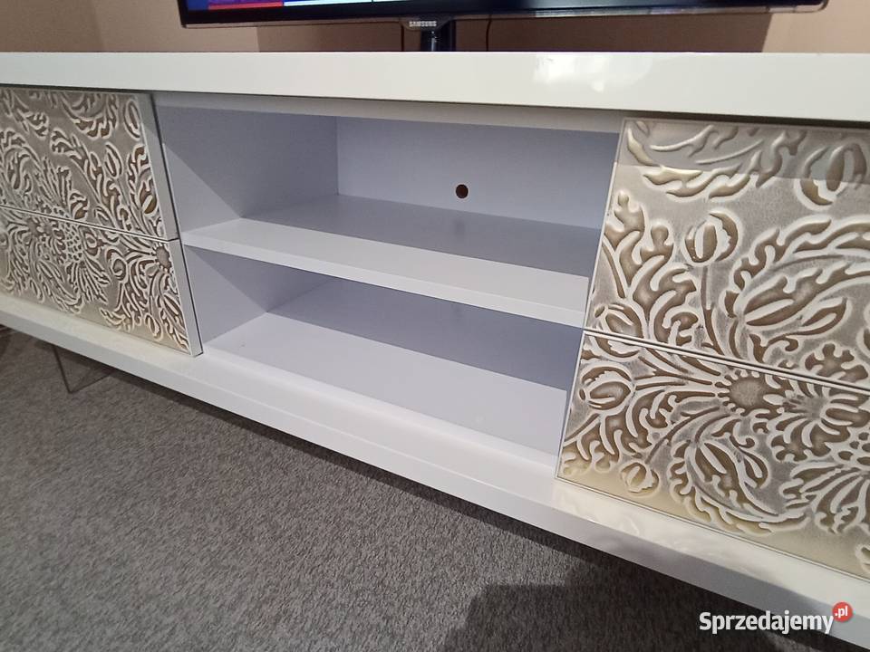 Komoda Sonoro z oferty marki Kler wzory złote małopolskie