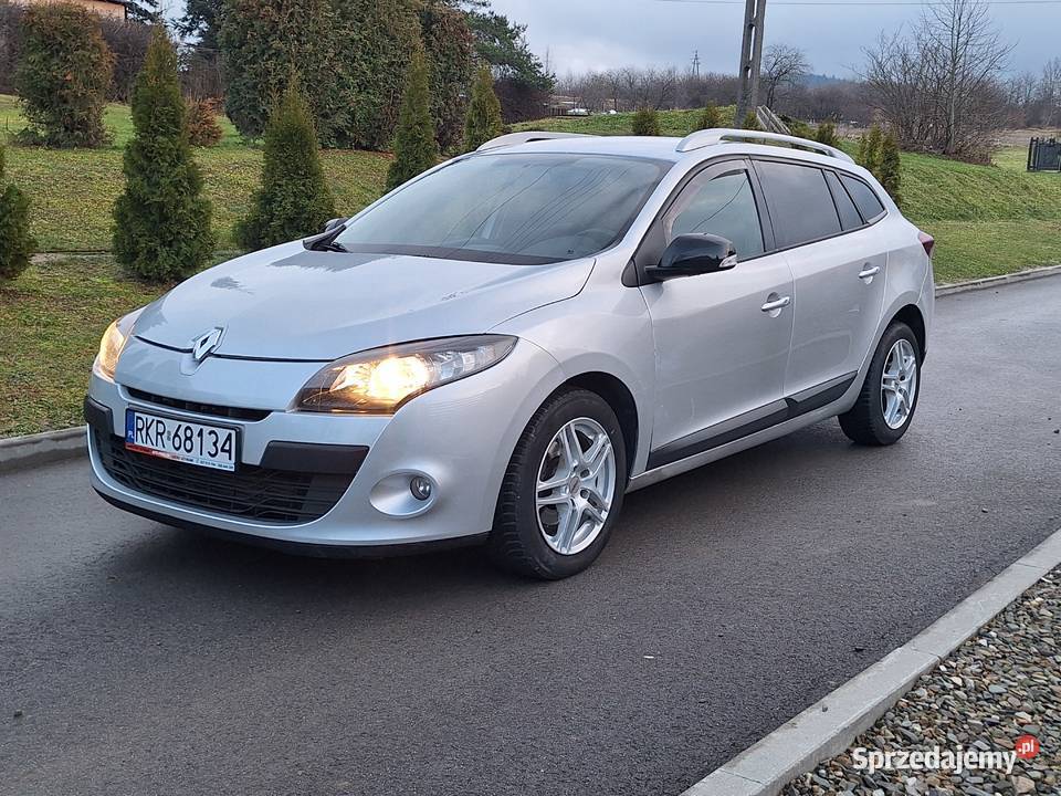 Renault Megane III Kombi 19 dCi 130 2011 r 14 Równe sprzedam