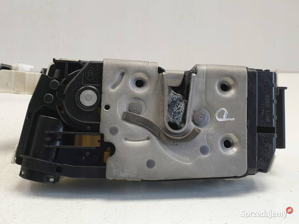 Mercedes C207 A207 W207 ZAMEK DRZWI PRAWY przód Rudka