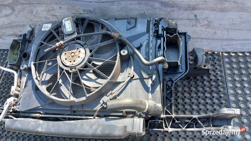 BMW 1 E87 LIFT 16B PAS PRZEDNI KOMPLET Zbierkowo sprzedam